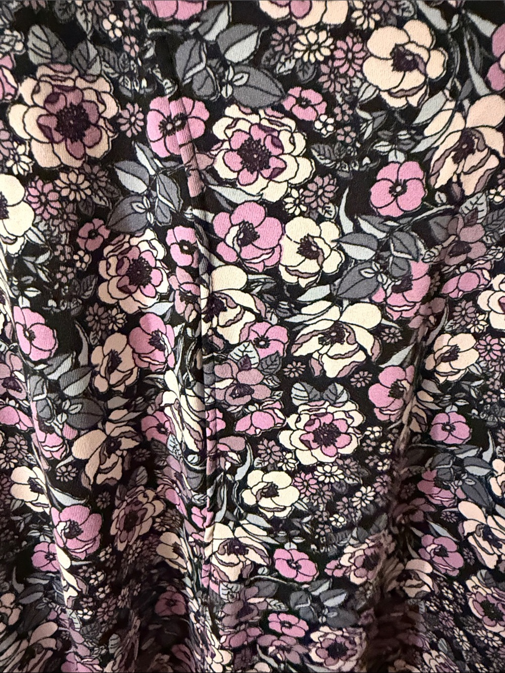 Floral V-Neck Short Sleeve Dress — Pink, Lavender & Black with side Pockets S - Picture 8 of 10
